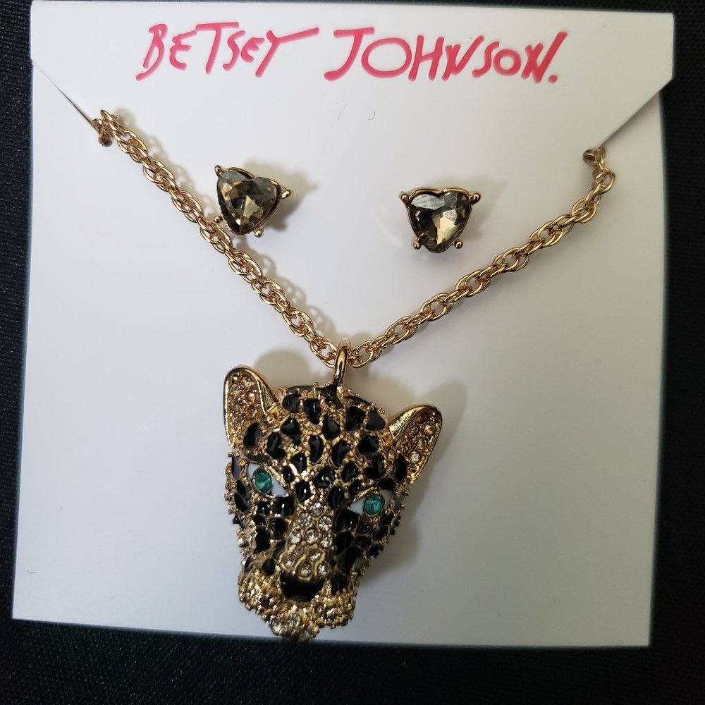 Betsey Johnson Set - Leopard Necklace and Heart Stud Earrings